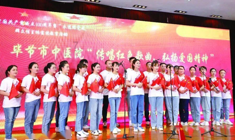 小萌妹的甜美装扮